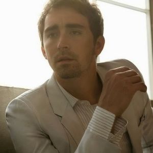 Meet your Posher, Roy